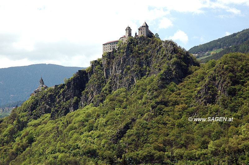 Benediktinerkloster Säben oberhalb Klausen im Eisacktal, Südtirol © Wolfgang Morscher