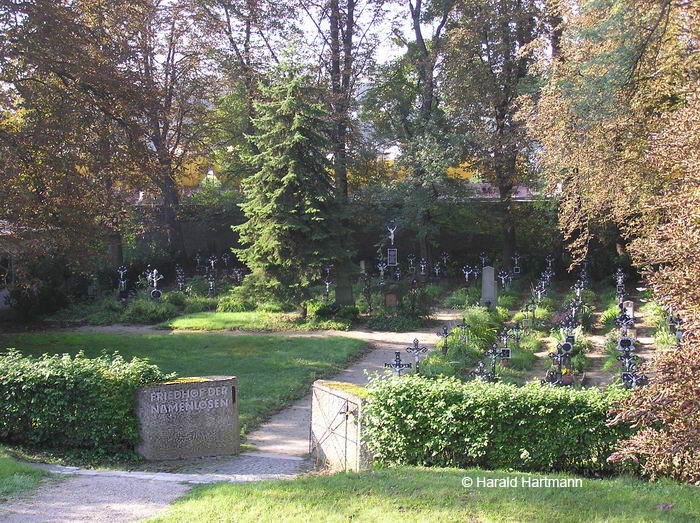 Friedhof der Namenlosen © Harald Hartmann